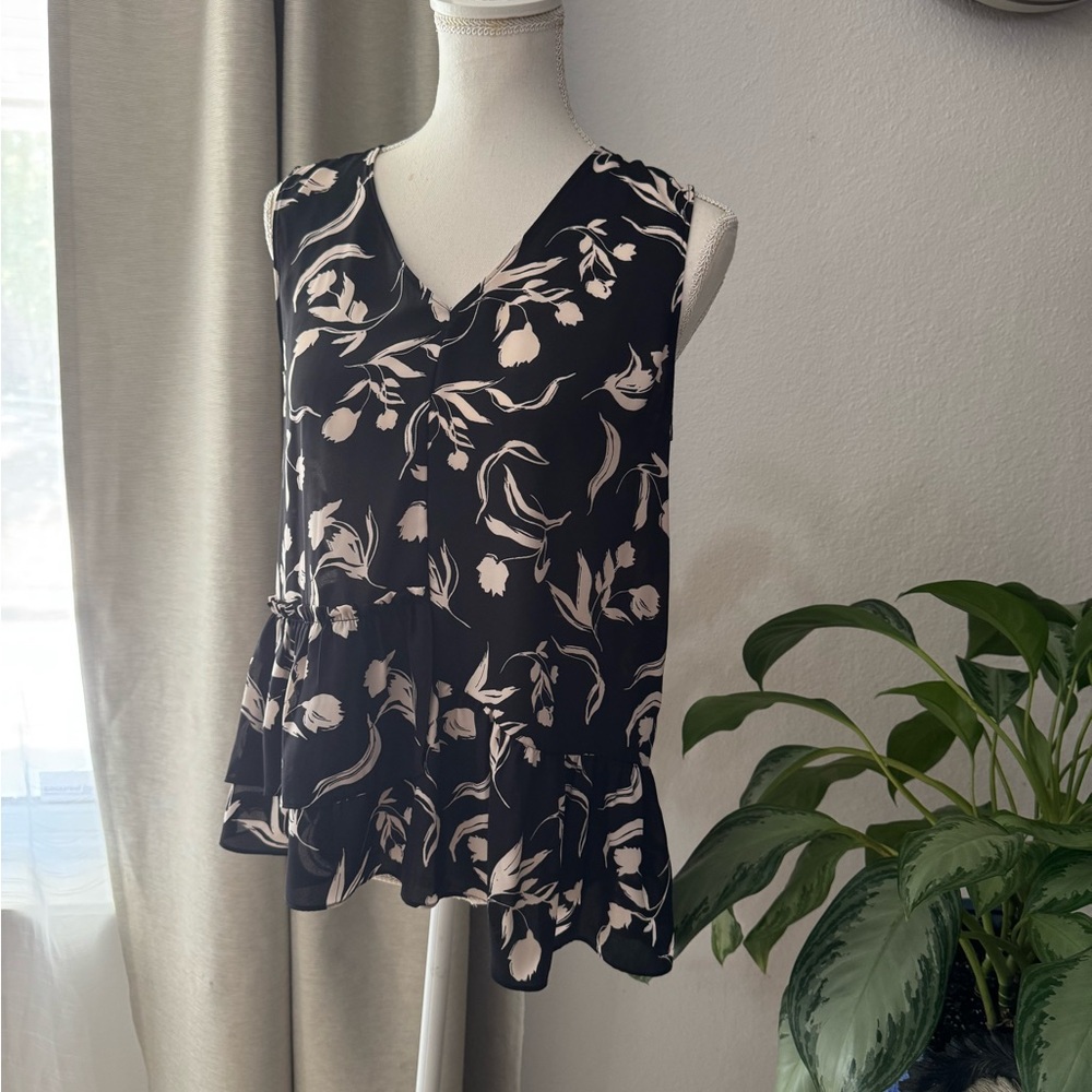 Halogen Black and White Floral Blouse